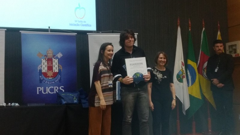 Estudante de M&uacute;sica - Licenciatura Guilherme Ramos recebeu a premia&ccedil;&atilde;o.